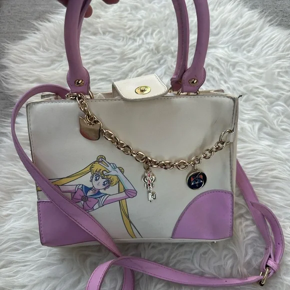 Sailor Moon Pink and White Handbag - Picture 2 of 8